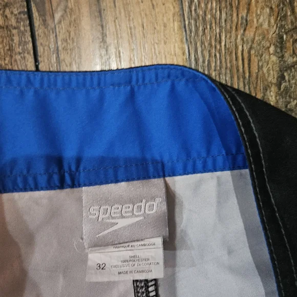 Speedo Men's‎ Swim Trunks. Size 32 - Picture 6 of 6